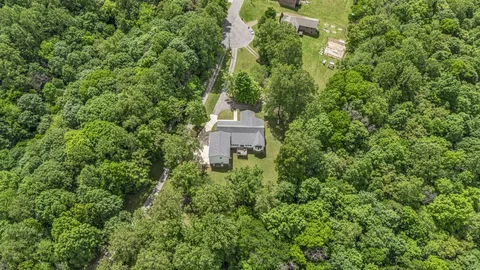$850,000 | 1067 Sweet Oak Ridge, Hendersonville, TN 37075