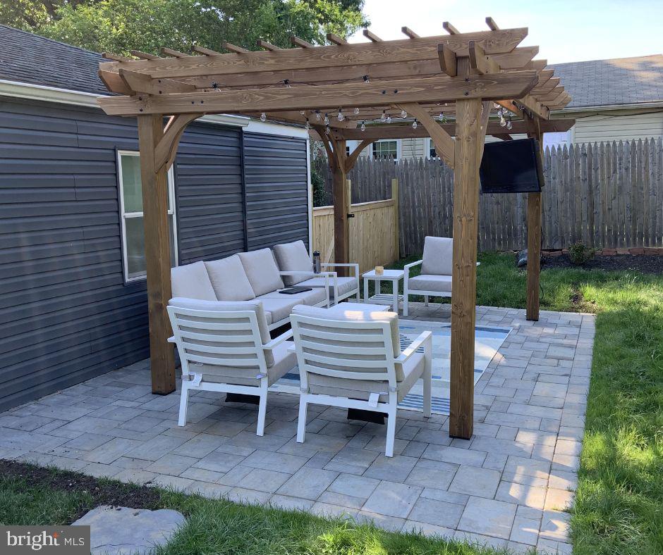 122 Gable Road Paoli, PA 19301 - Photo 23 of 26 Seller Photo- Backyard entertaining area