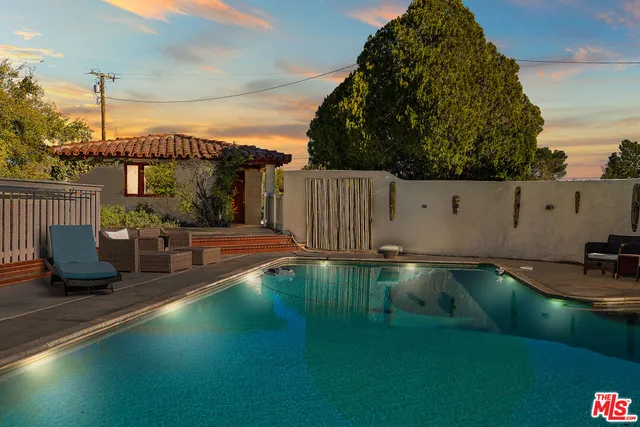 $749,000 | 15617 Mondamon Road, Apple Valley, CA 92307