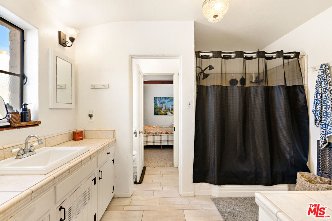 15617 Mondamon Road Apple Valley, CA 92307 - Photo 22 of 42