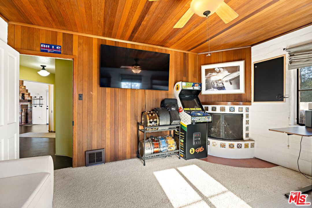 15617 Mondamon Road Apple Valley, CA 92307 - Photo 31 of 42