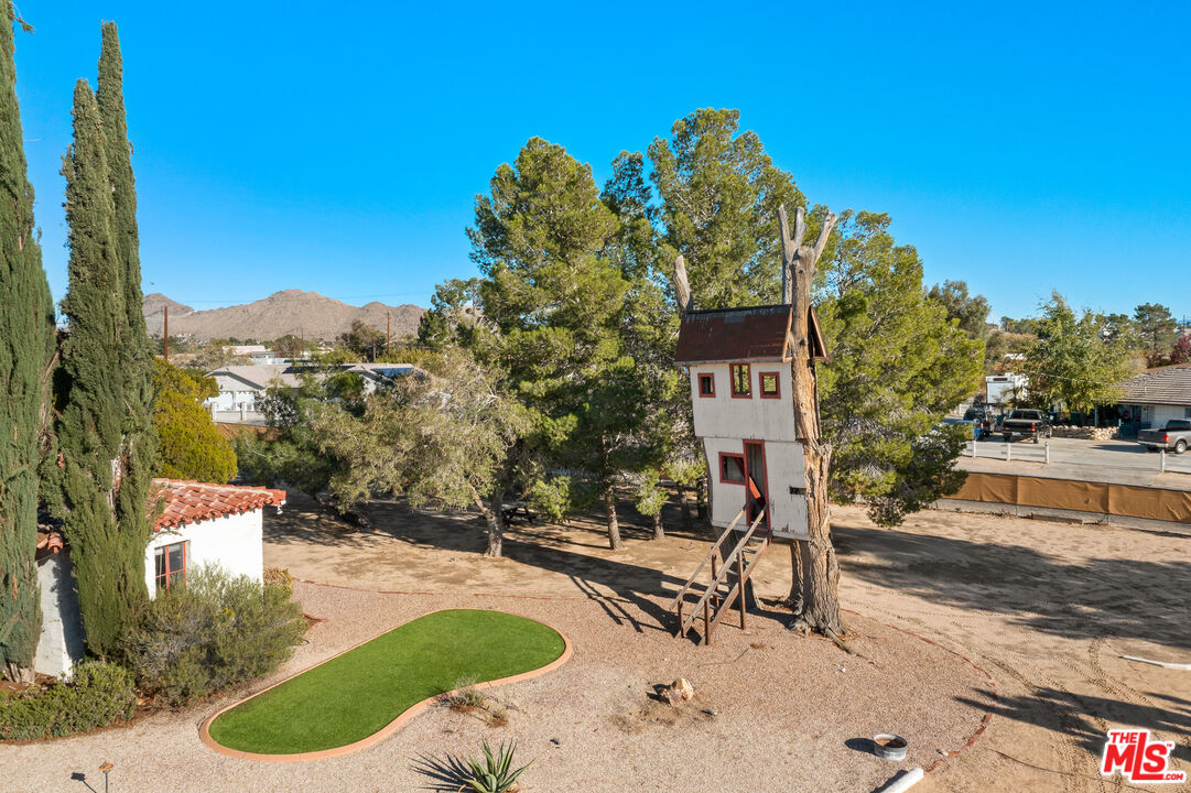 15617 Mondamon Road Apple Valley, CA 92307 - Photo 42 of 42