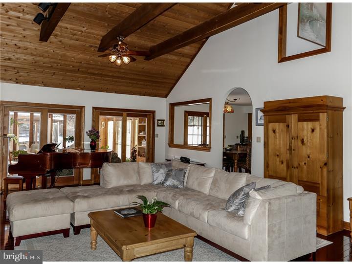 5835 Upper Mountain Road New Hope, PA 18938 - Photo 8 of 25 Family Room