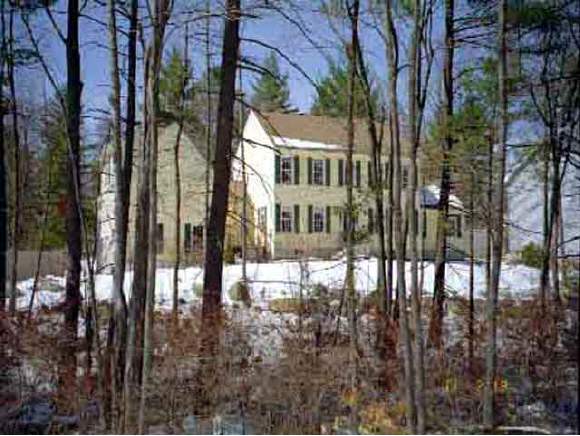 10 Trent Road Hooksett, NH 03106 - Photo 1 of 1