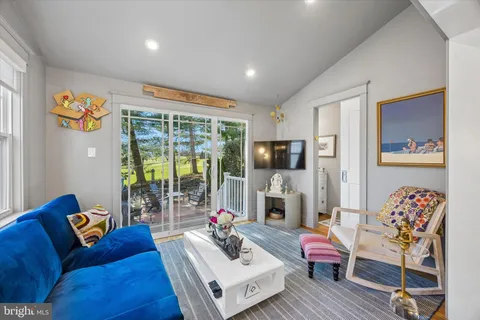 $599,000 | 536 Country Club Lane, Havertown, PA 19083