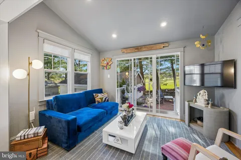 $599,000 | 536 Country Club Lane, Havertown, PA 19083