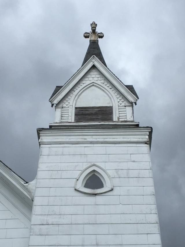 116 North Main Street Gilman, IL 60938 - Photo 4 of 18 a view of a door of a house
