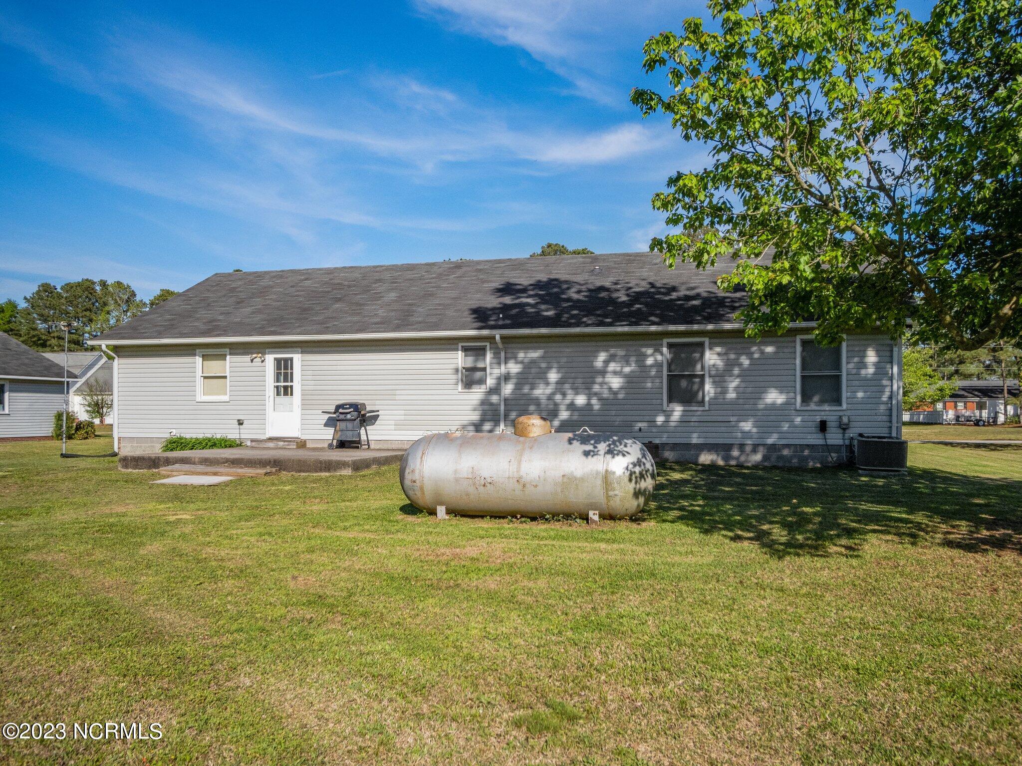 150 Trail Run Road Beulaville, NC 28518 - Photo 6 of 50 6-web-or-mls-06