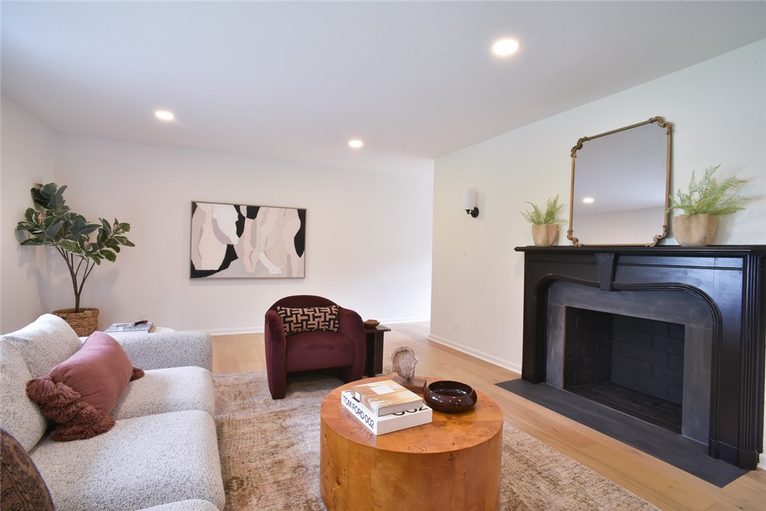 88 Stuyvesant Road Pittsford, NY 14534 - Photo 14 of 44