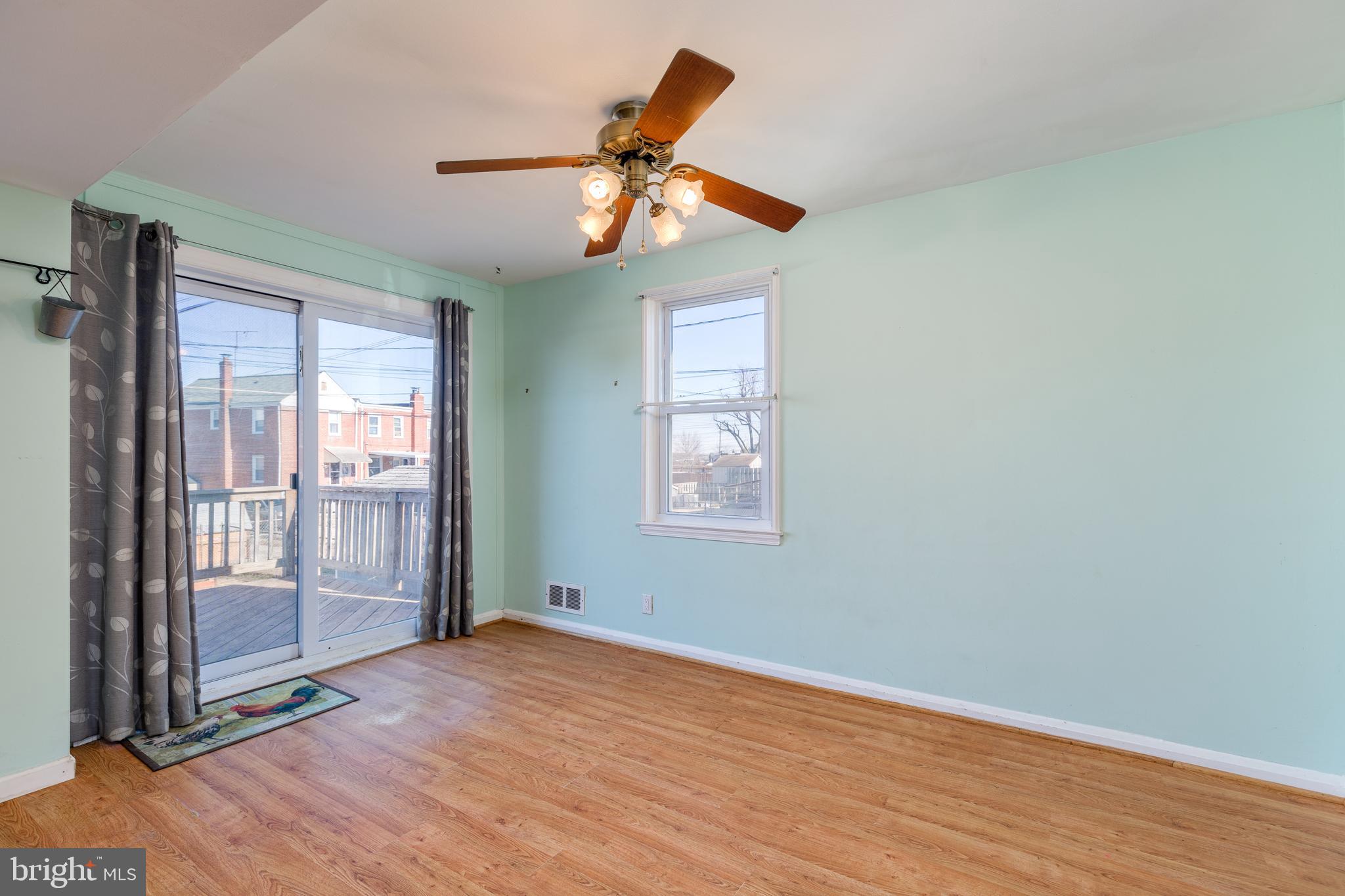 7446 Edsworth Road Baltimore, MD 21222 - Photo 11 of 41