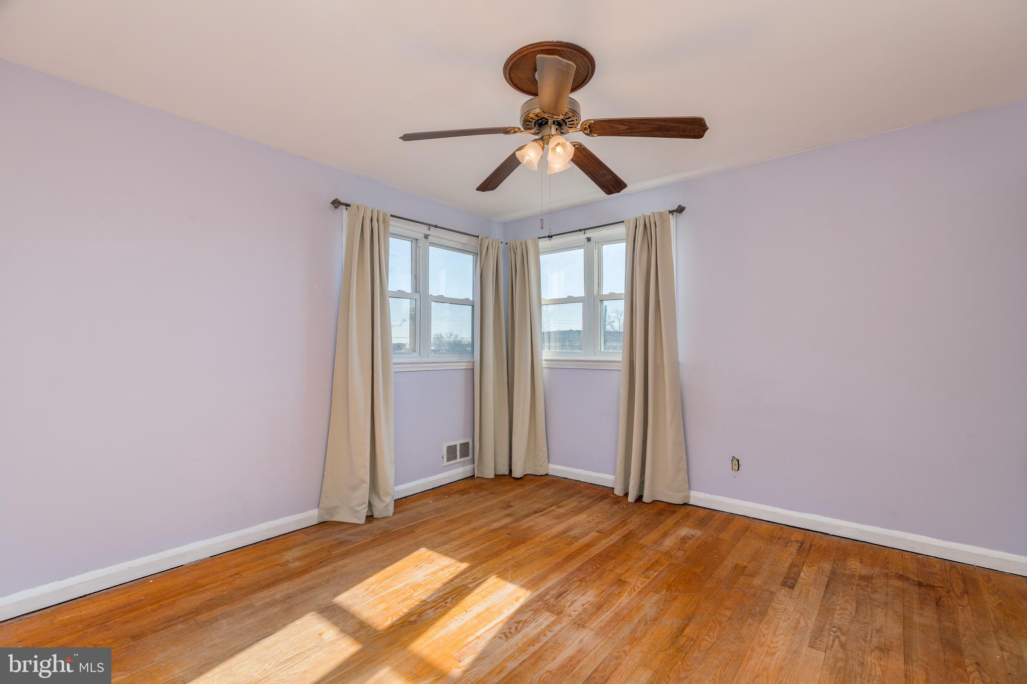 7446 Edsworth Road Baltimore, MD 21222 - Photo 15 of 41