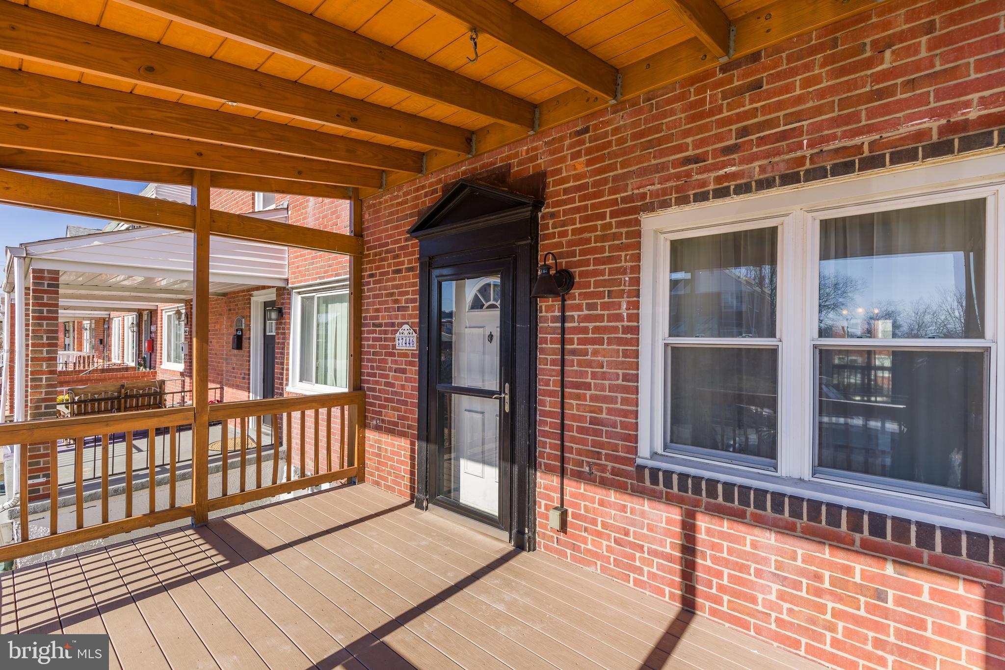 7446 Edsworth Road Baltimore, MD 21222 - Photo 3 of 41