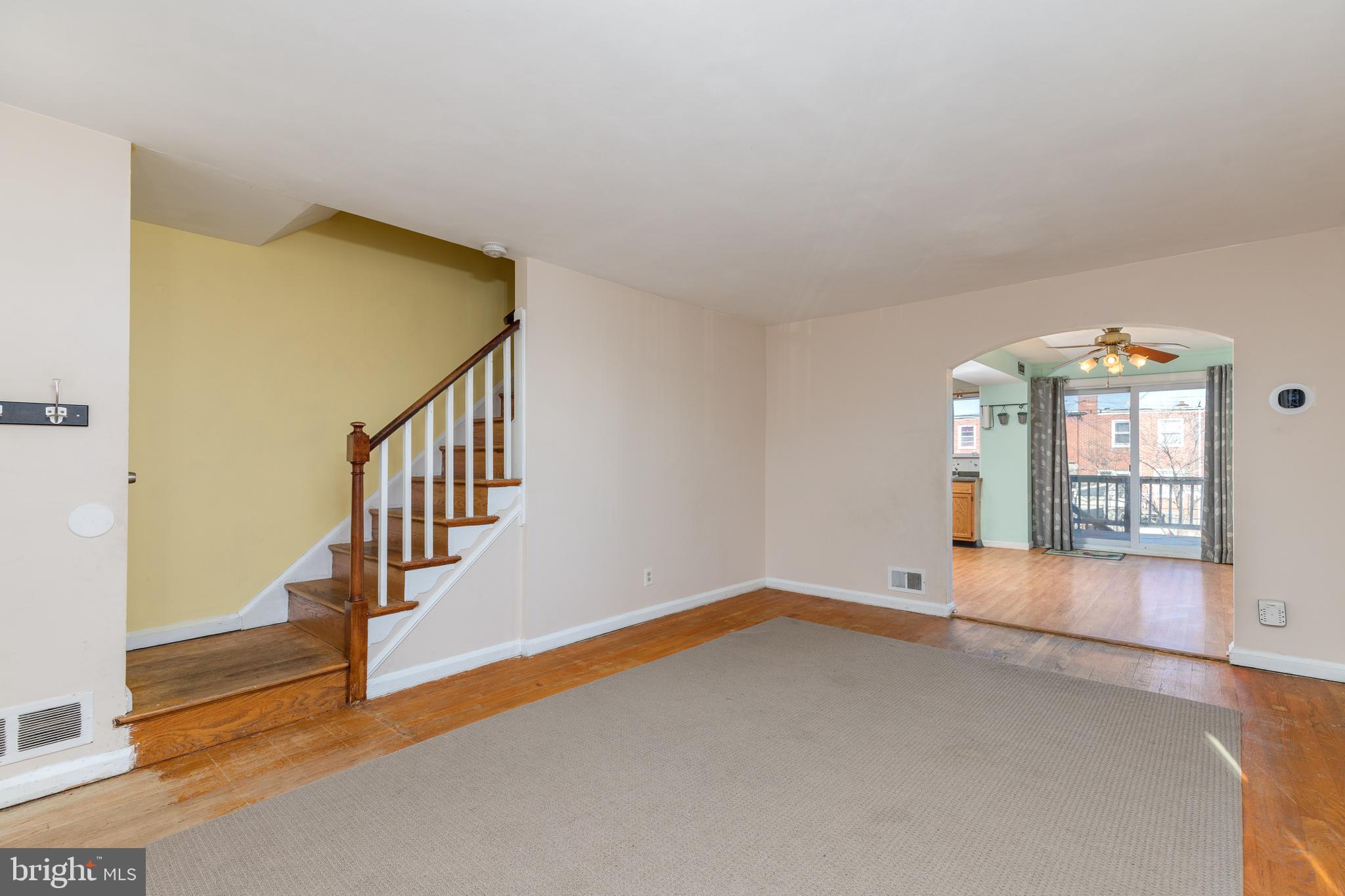 7446 Edsworth Road Baltimore, MD 21222 - Photo 5 of 41