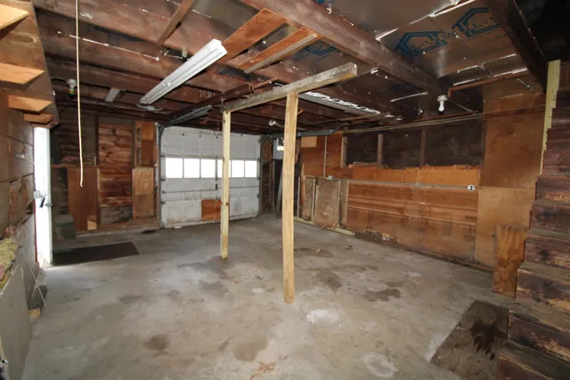 $200 | 11-13 Green Street, Somersworth, NH 03878