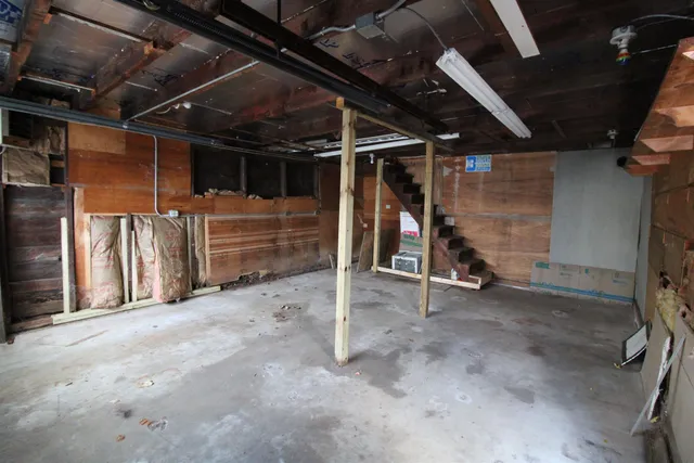 $200 | 11-13 Green Street, Somersworth, NH 03878