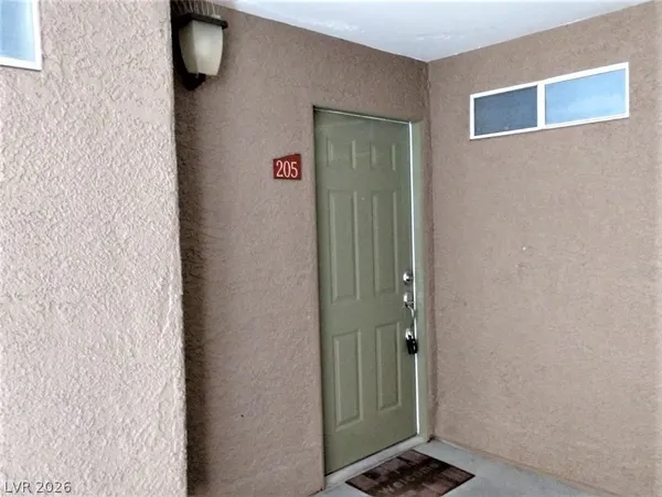 $1,595 | 2101 Blue Breeze Drive, Unit 205, Las Vegas, NV 89128