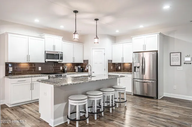 $2,700 | 101 Bluegrass Court, Aberdeen, NC 28315