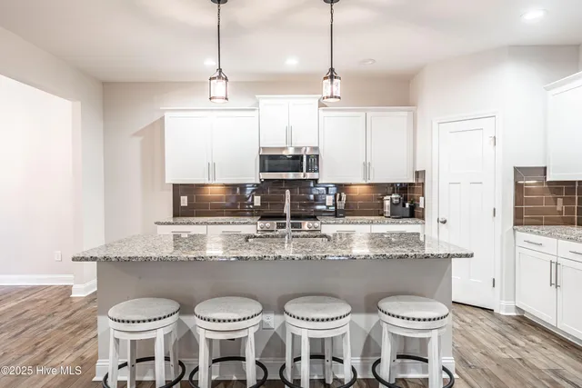 $2,700 | 101 Bluegrass Court, Aberdeen, NC 28315