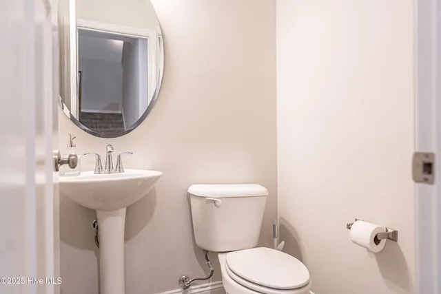 $2,700 | 101 Bluegrass Court, Aberdeen, NC 28315