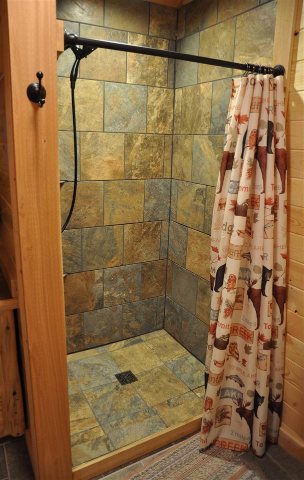 13496 Pine Road, Unit 10 Ely, MN 55731 - Photo 8 of 26 Main Level bath