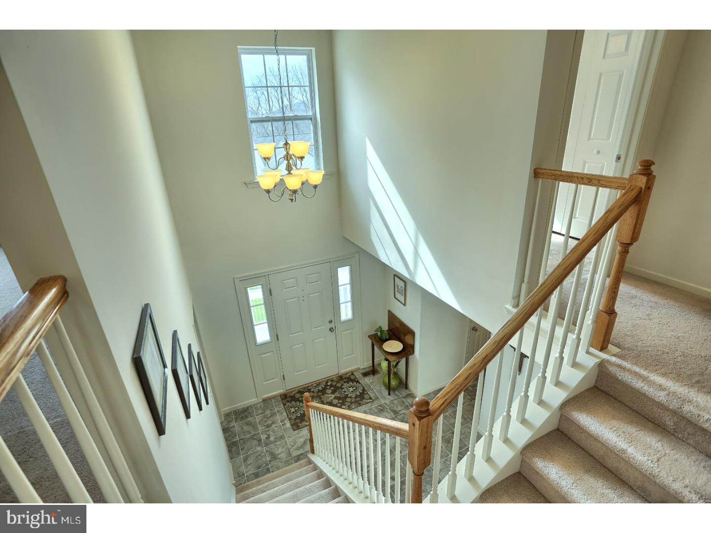 227 Longview Drive Sinking Spring, PA 19608 - Photo 3 of 24 Foyer