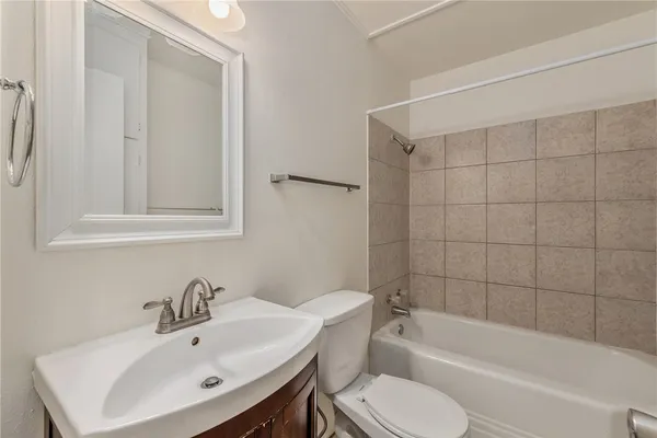 $575,000 | 703 Lee Avenue, College Station, TX 77840