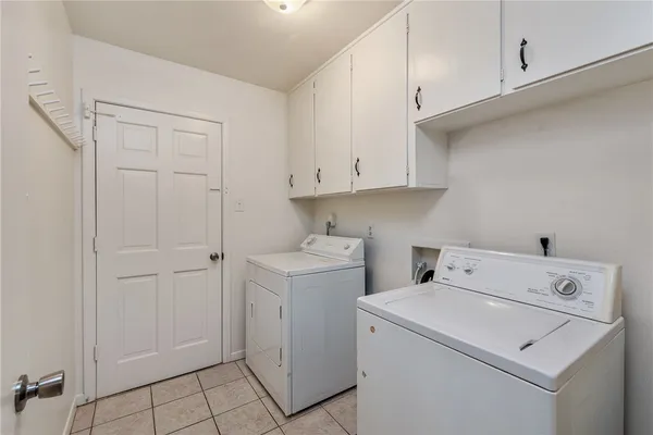 $575,000 | 703 Lee Avenue, College Station, TX 77840
