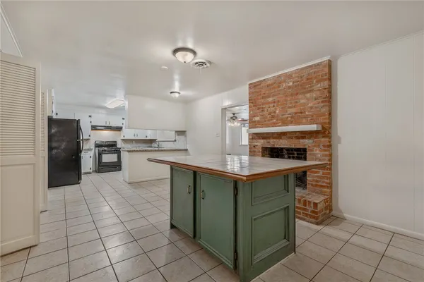 $575,000 | 703 Lee Avenue, College Station, TX 77840