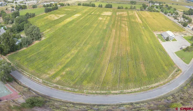 a view of a swimming pool