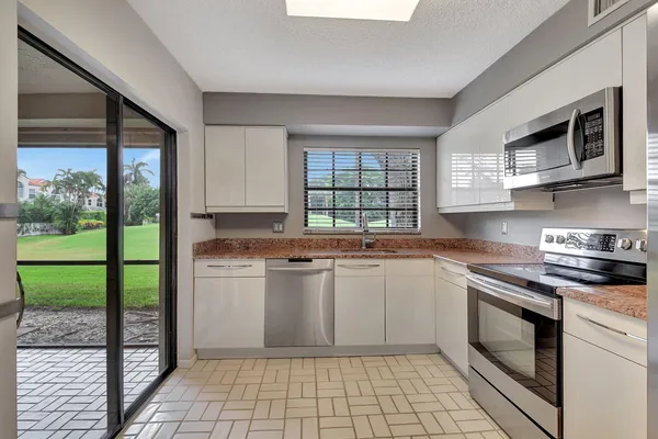 $2,675 | 17396 Boca Club Boulevard, Unit 104, Boca Raton, FL 33487