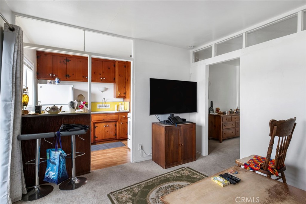 317 Sheldon Street El Segundo, CA 90245 - Photo 10 of 24 Level I unit interior.