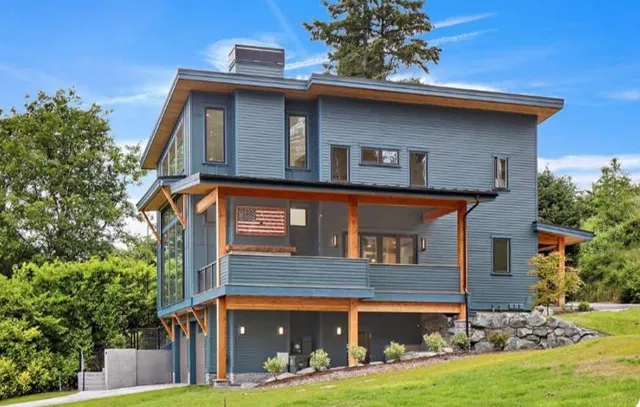 Contemporary home for sale in Maine