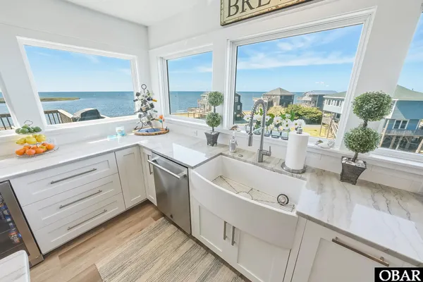 $1,150,000 | 39167 North Albacore Lane, Avon, NC 27915