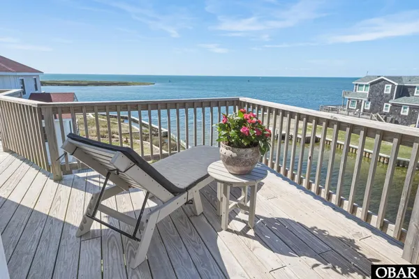 $1,150,000 | 39167 North Albacore Lane, Avon, NC 27915