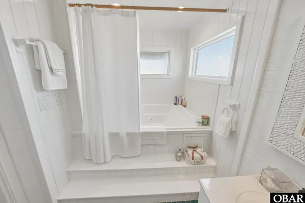 $1,150,000 | 39167 North Albacore Lane, Avon, NC 27915