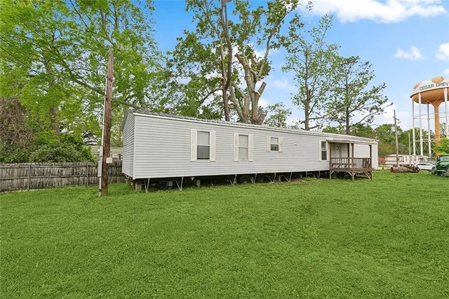 $2,000 | 10856 Hwy 23 Highway, Belle Chasse, LA 70037