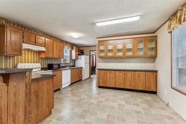 $2,000 | 10856 Hwy 23 Highway, Belle Chasse, LA 70037