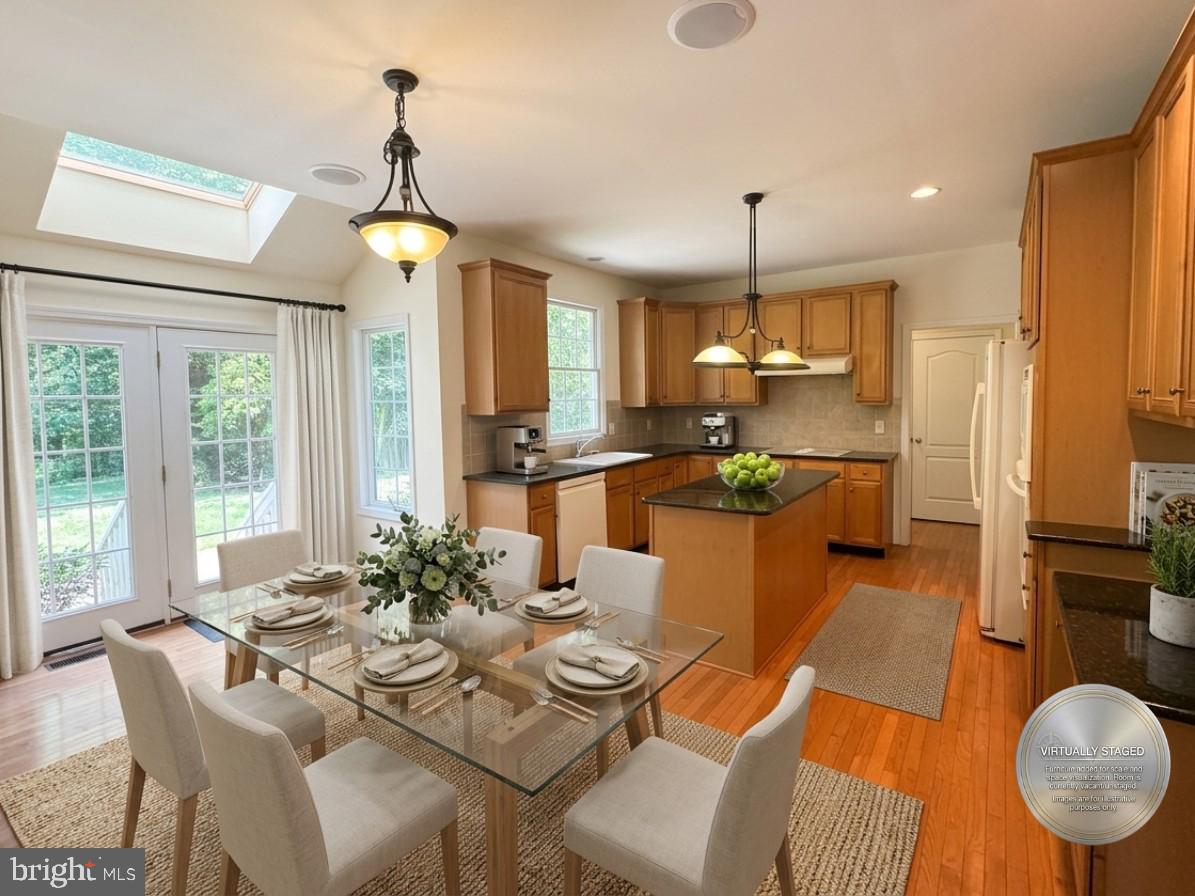 3825 Green Ridge Road Furlong, PA 18925 - Photo 2 of 21 Bright and inviting kitchen space.