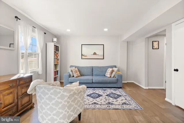 $2,800 | 7393 Colton Lane, Manassas, VA 20109