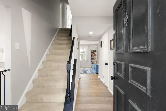 $2,800 | 7393 Colton Lane, Manassas, VA 20109