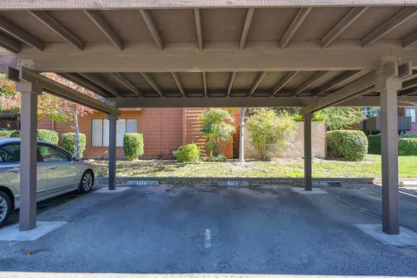 $255,000 | 722 Woodside Lane East, Unit 3, Sacramento, CA 95825