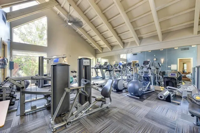 $275,000 | 722 Woodside Lane East, Unit 3, Sacramento, CA 95825