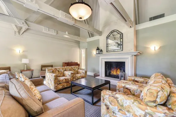 $255,000 | 722 Woodside Lane East, Unit 3, Sacramento, CA 95825