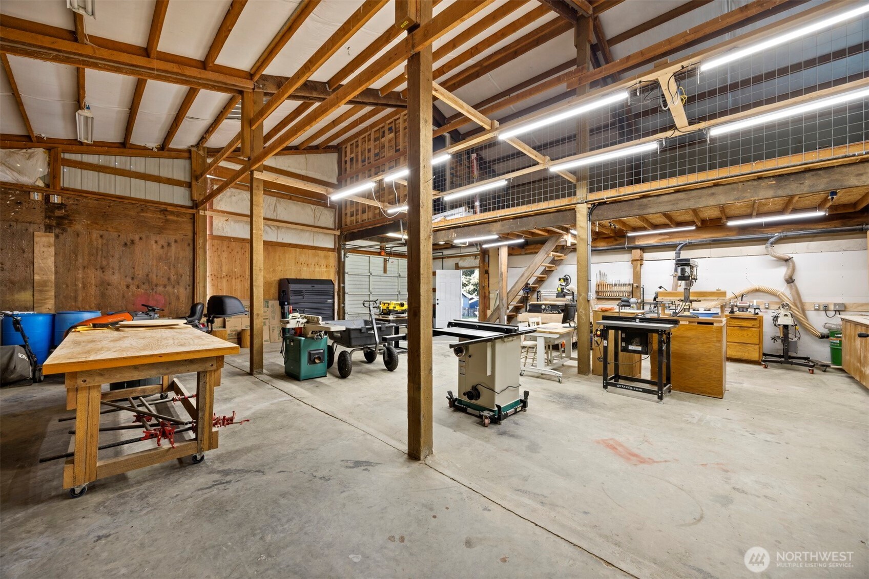 3505 East Smith Road Bellingham, WA 98226 - Photo 38 of 40 a view of a storage room with racks
