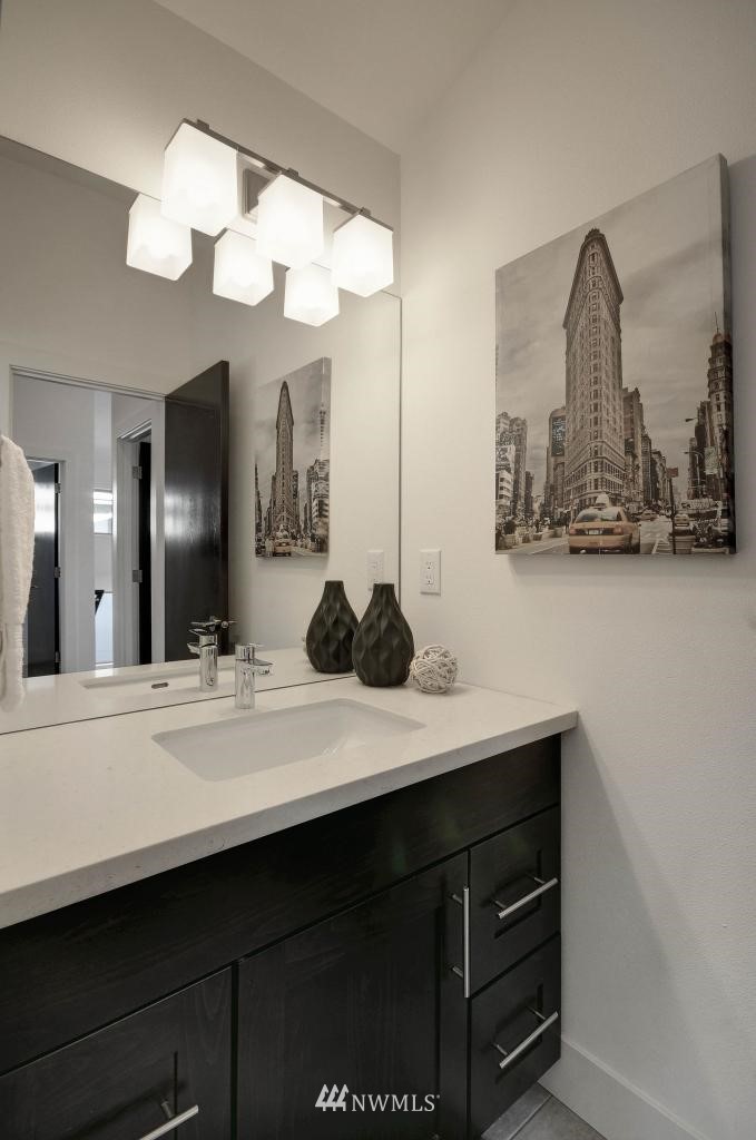 4757 23rd Avenue Southwest Seattle, WA 98106 - Photo 18 of 25