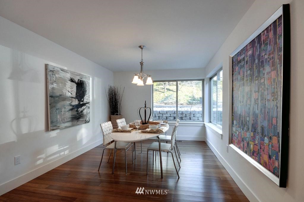 4757 23rd Avenue Southwest Seattle, WA 98106 - Photo 7 of 25