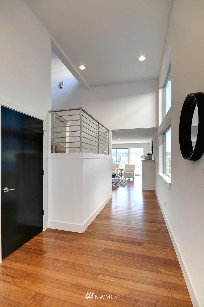 4757 23rd Avenue Southwest Seattle, WA 98106 - Photo 9 of 25