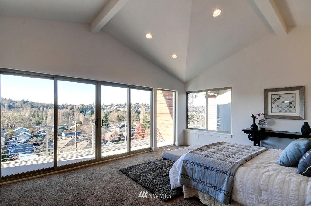 4757 23rd Avenue Southwest Seattle, WA 98106 - Photo 10 of 25