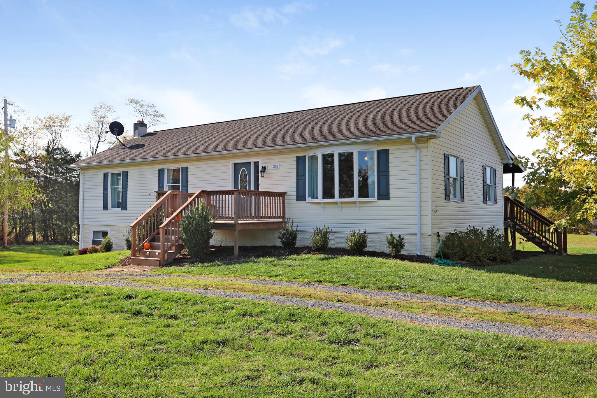 288 Meadow Branch Road Middletown, VA 22645 - Photo 4 of 45