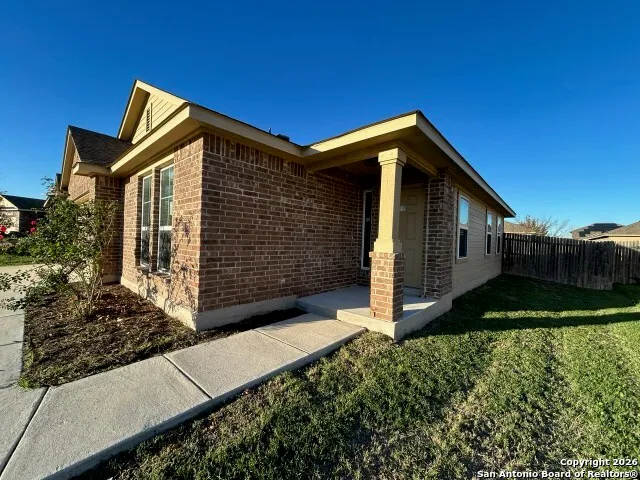 $209,900 | 1412 Birmingham Drive, Seguin, TX 78155